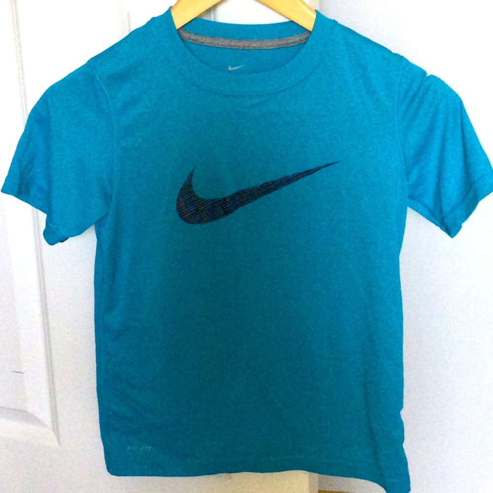 Boys shirt Nike